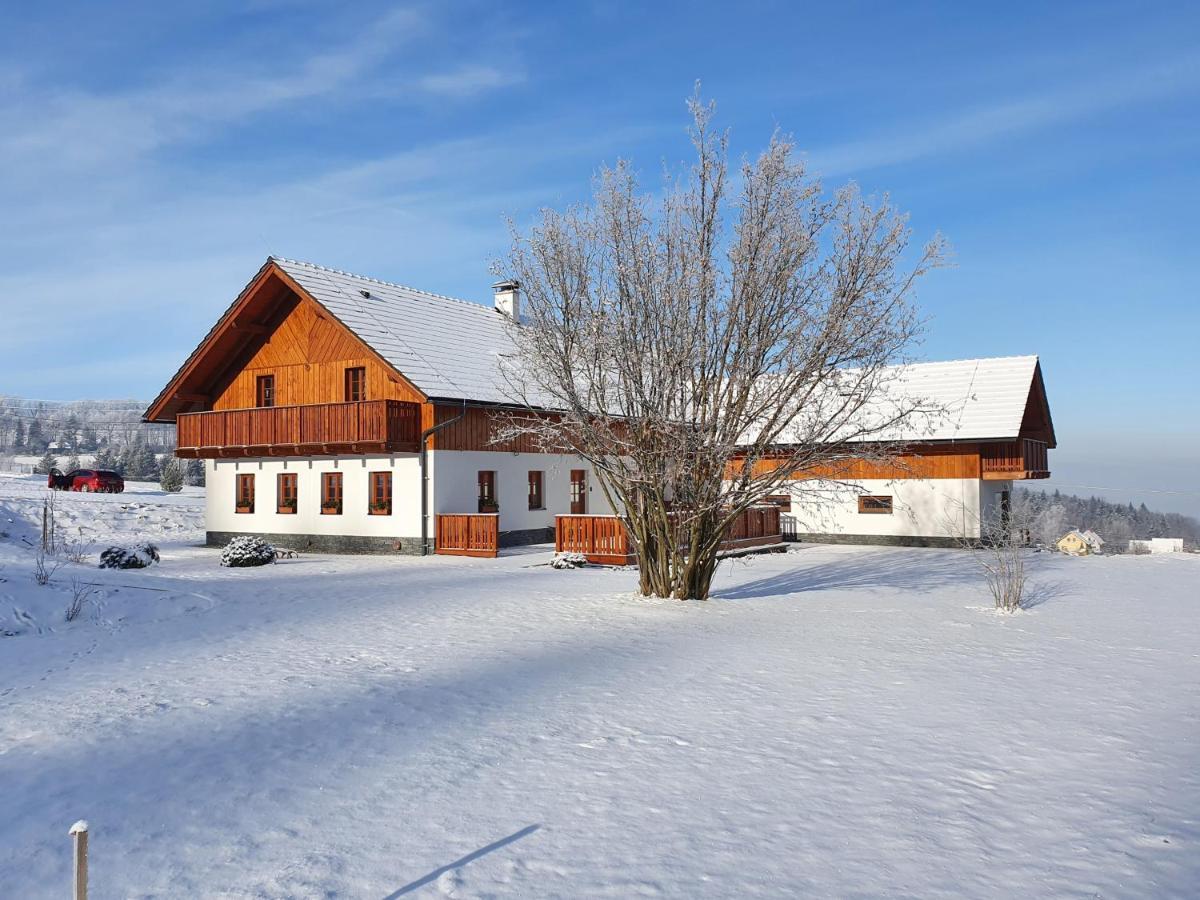 Penzion Stribrnik Krasna  ภายนอก รูปภาพ